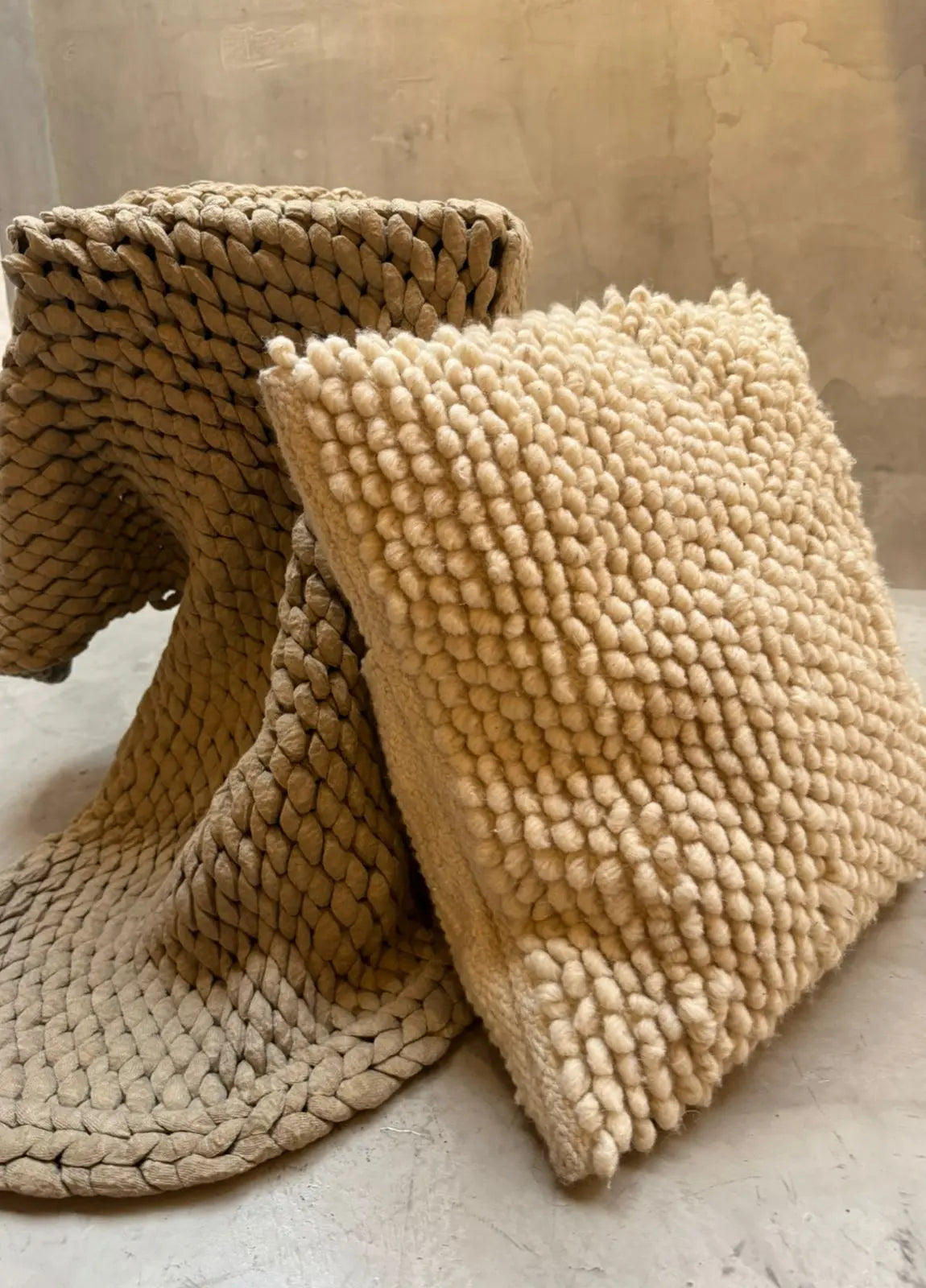 Set Frazada Vanessa y Cojín Kenia